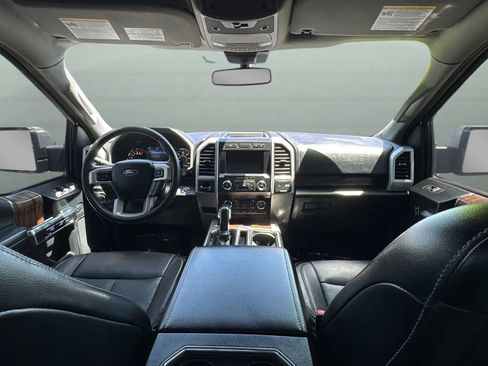 Used 2020 Ford F150 Lariat RWD image 36