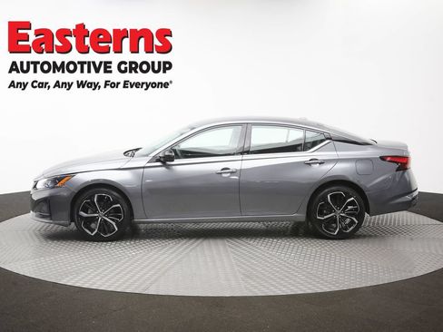 Used 2023 Nissan Altima 2.5 SR AWD/4WD image 59