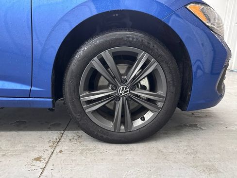 Used 2024 Volkswagen Jetta SE FWD image 21