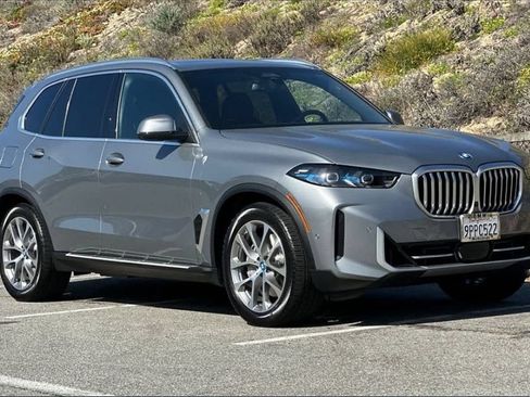 Used 2025 BMW X5 xDrive50e w/ Premium Package AWD/4WD image 1