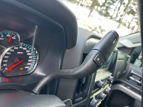 Used 2015 Chevrolet Silverado 2500 LT w/ LT Convenience Package image 15