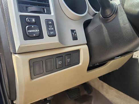 Used 2008 Toyota Sequoia SR5 AWD/4WD image 14