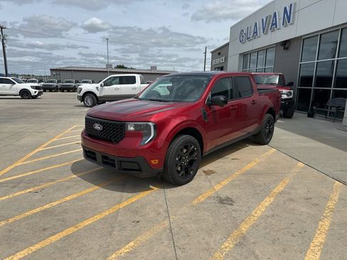 New 2026 Ford Maverick Lariat w/ Black Appearance Package AWD/4WD image 3