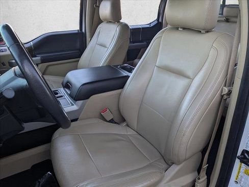 Used 2017 Ford F150 Lariat image 16