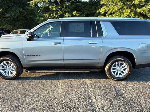 New 2026 Chevrolet Suburban LT w/ Comfort Package RWD image 10