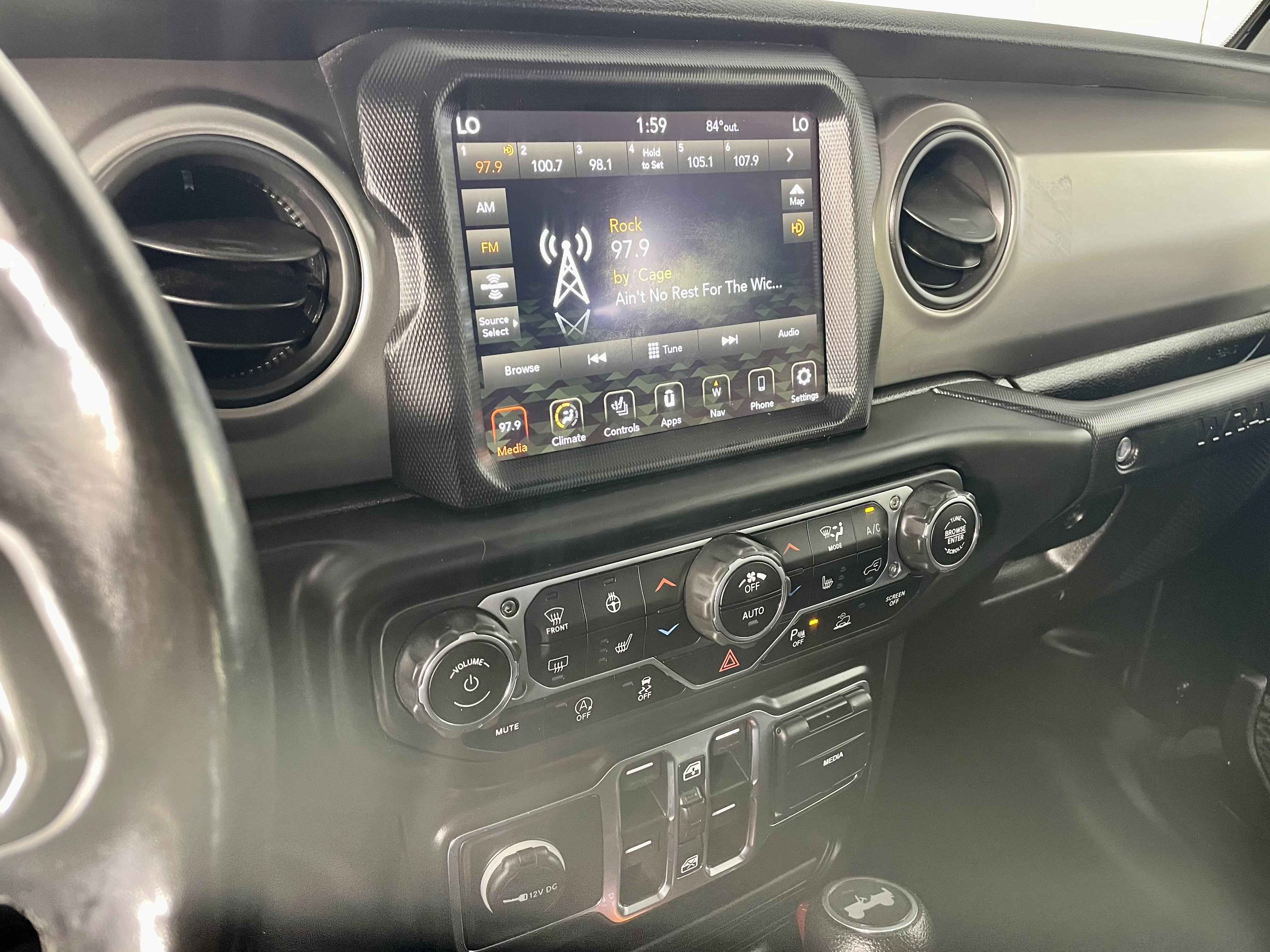 Used 2021 Jeep Wrangler Unlimited Sport AWD/4WD image 15