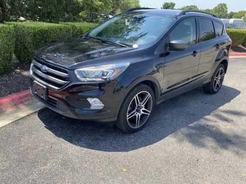 Used 2019 Ford Escape SEL AWD/4WD image 12