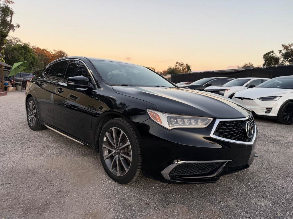 Used 2018 Acura TLX w/ Technology Package FWD image 3