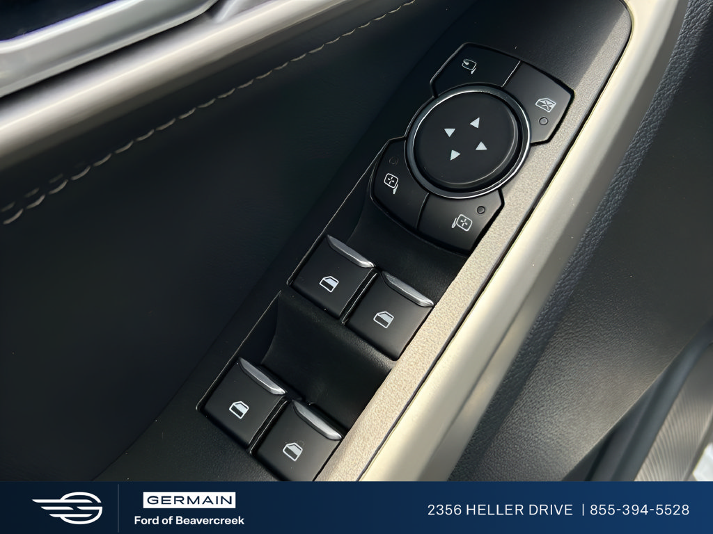 Used 2022 Ford Explorer Limited RWD image 11