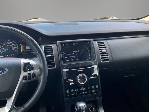 Used 2019 Ford Flex Limited FWD image 9