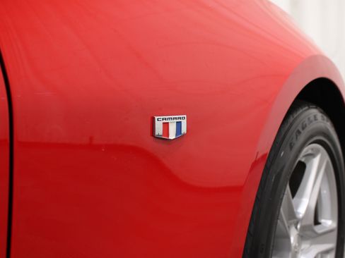 Used 2023 Chevrolet Camaro LT RWD image 27