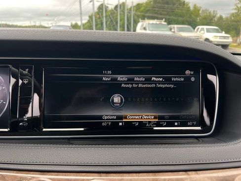 Used 2017 Mercedes-Benz S 550 Sedan image 27