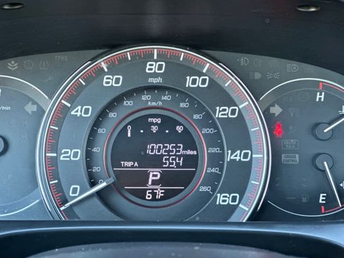 Used 2015 Honda Accord Sport image 26