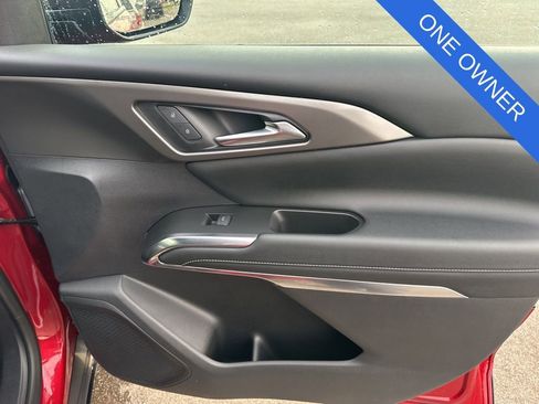 Used 2024 Chevrolet Traverse LT FWD image 8