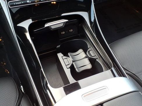 Certified 2025 Mercedes-Benz C 300 4MATIC Sedan image 7