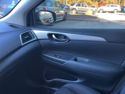Used 2017 Nissan Sentra S image 26