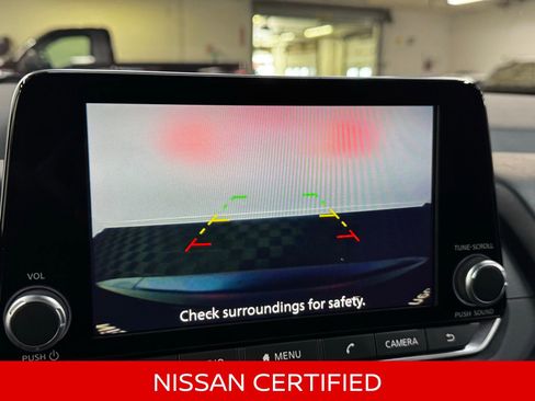 Certified 2025 Nissan Rogue SV AWD/4WD image 16