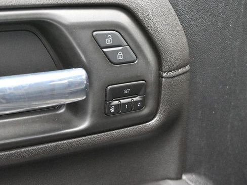 Used 2021 GMC Sierra 3500 Denali w/ Denali Black Diamond Edition AWD/4WD image 11