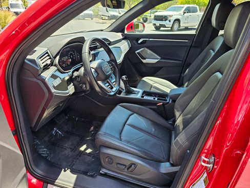 Used 2023 Audi Q3 2.0T Premium w/ 19" Wheel Package image 13