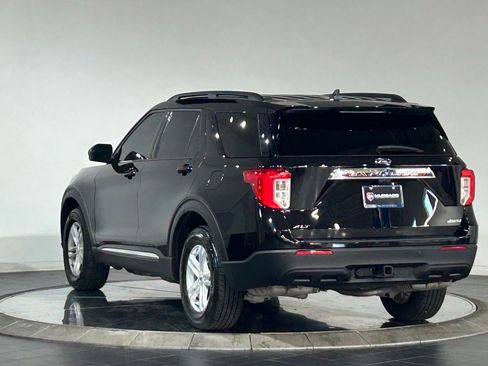 Used 2024 Ford Explorer XLT w/ Class IV Trailer Tow Package AWD/4WD image 7