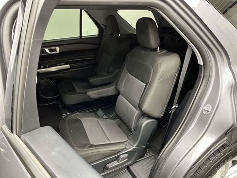 Used 2022 Ford Explorer XLT AWD/4WD image 10