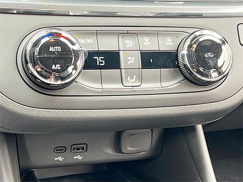 New 2026 Buick Envista Preferred w/ Convenience II Package image 11