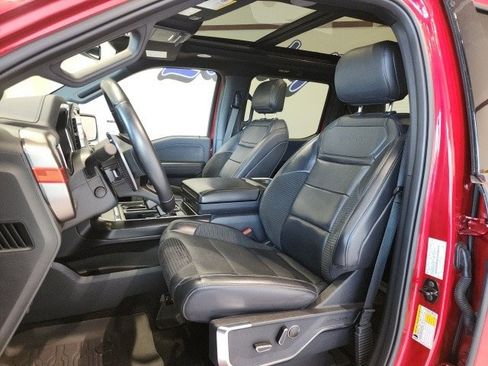 Certified 2022 Ford F150 Raptor w/ Equipment Group 801A High image 9