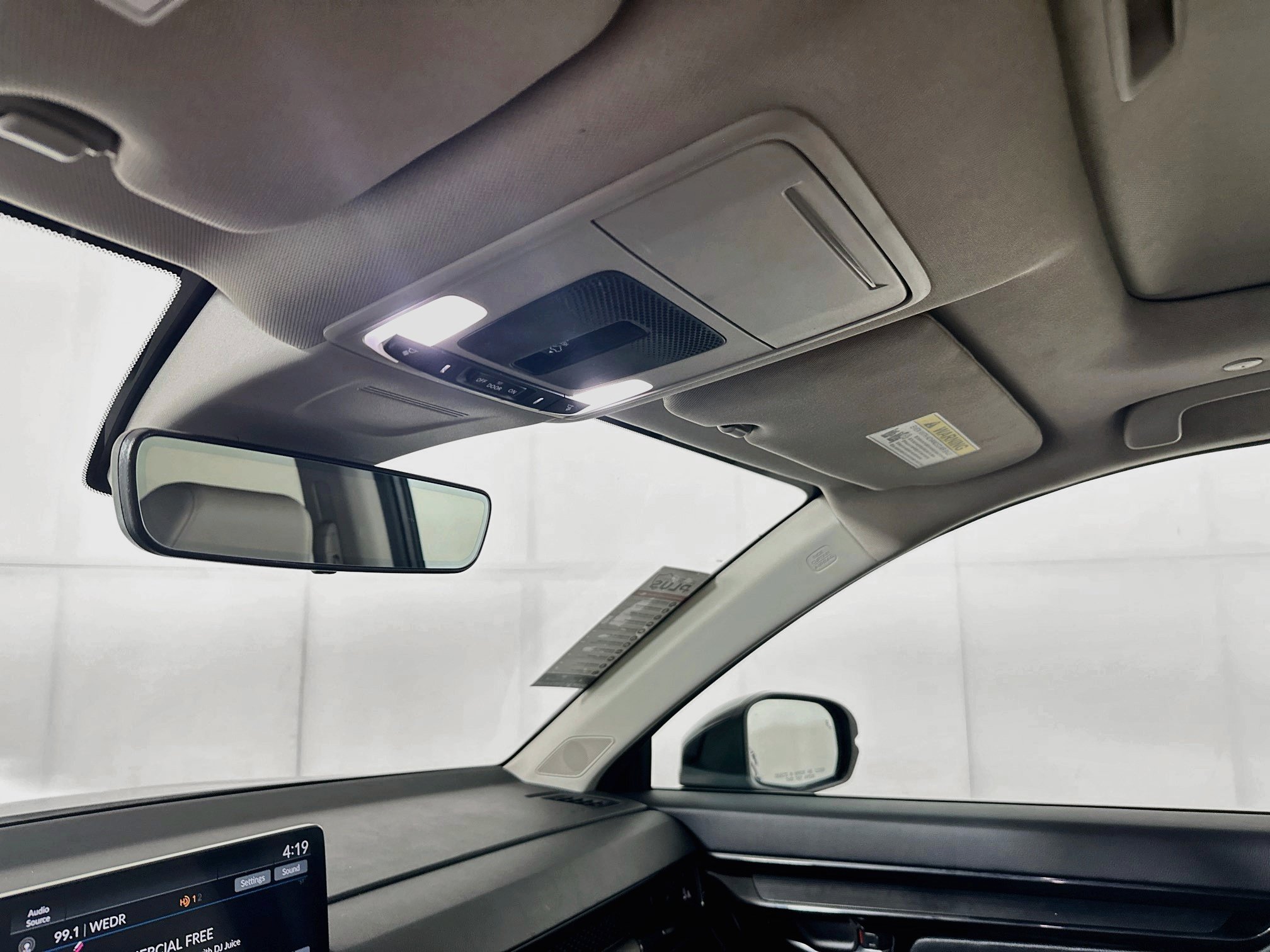 Used 2023 Honda CR-V EX-L image 18