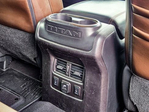 Used 2016 Nissan Titan Platinum Reserve image 29