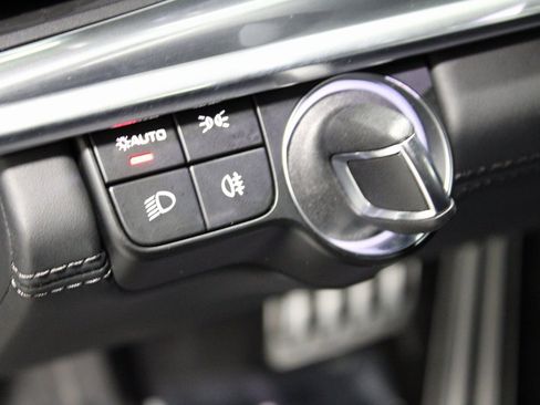 Certified 2023 Porsche Panamera 4S image 32