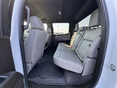 Used 2023 GMC Sierra 1500 SLT w/ SLT Premium Package image 12