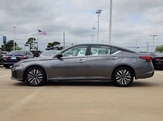 Used 2024 Nissan Altima 2.5 SV FWD video 4