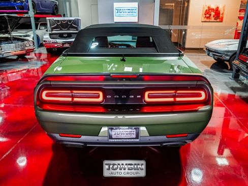 Used 2023 Dodge Challenger SRT Hellcat RWD image 11