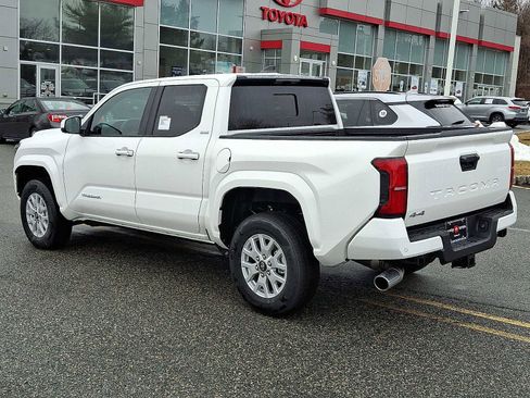 New 2026 Toyota Tacoma SR5 AWD/4WD image 11