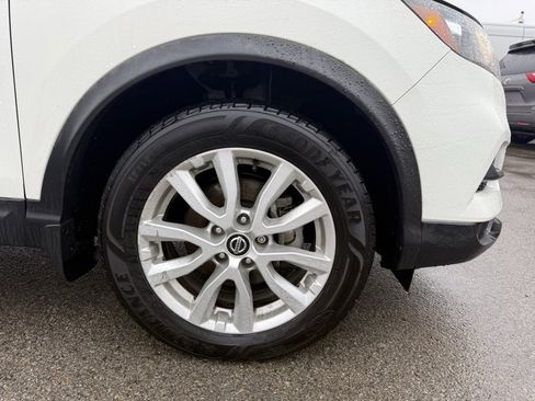 Used 2021 Nissan Rogue Sport S image 4