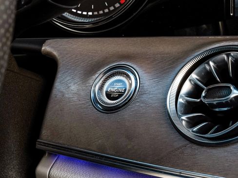 Used 2018 Mercedes-Benz E 400 Coupe image 19