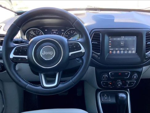 Used 2017 Jeep Compass Latitude w/ Popular Equipment Group image 6