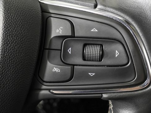 Used 2023 Buick Envision Essence w/ Sport Touring Package AWD/4WD image 30