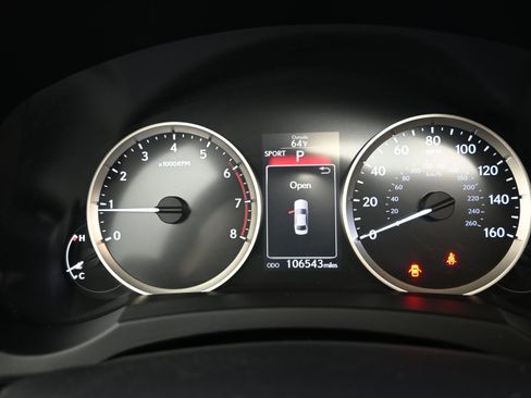 Used 2016 Lexus IS 200t image 11