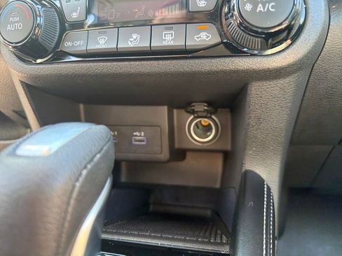 Used 2024 Nissan Kicks SR w/ SR Premium Package image 36