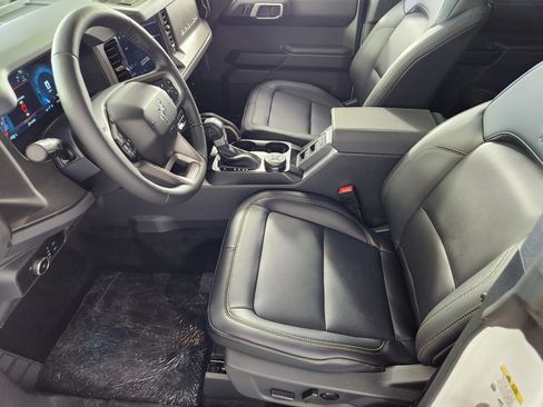 New 2026 Ford Bronco Badlands AWD/4WD image 12