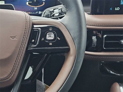 New 2026 Lincoln Aviator Reserve image 27