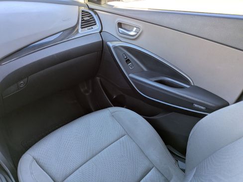 Used 2013 Hyundai Santa Fe Sport w/ Popular Equipment Pkg image 10