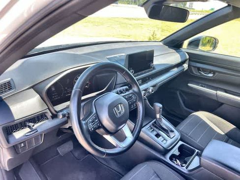 Used 2025 Honda CR-V Sport image 15