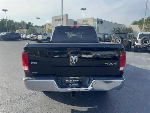 Used 2021 RAM 1500 Classic SLT AWD/4WD image 2