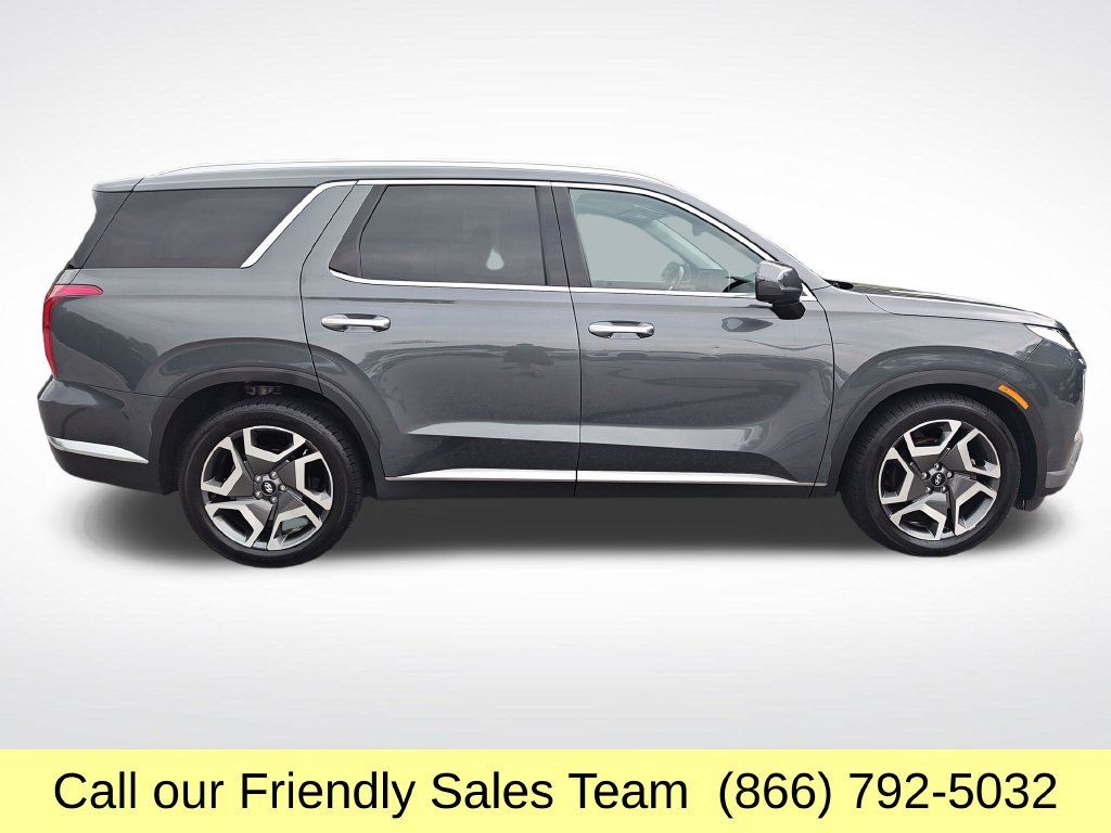 Used 2023 Hyundai Palisade Limited w/ Cargo Package AWD/4WD image 7