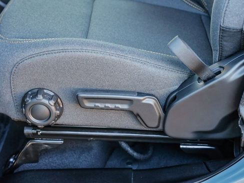 New 2025 Jeep Gladiator Sport image 23