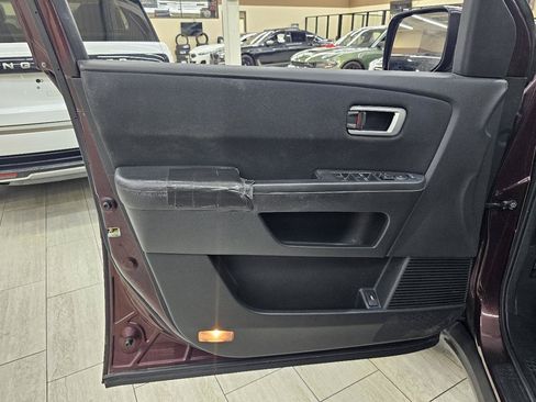 Used 2011 Honda Pilot LX image 31