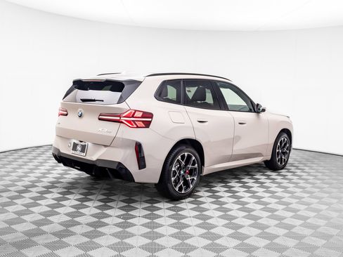 Certified 2025 BMW X3 xDrive30i w/ M Sport Package AWD/4WD image 6