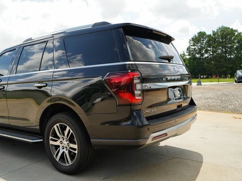 Used 2022 Ford Expedition Limited AWD/4WD image 20